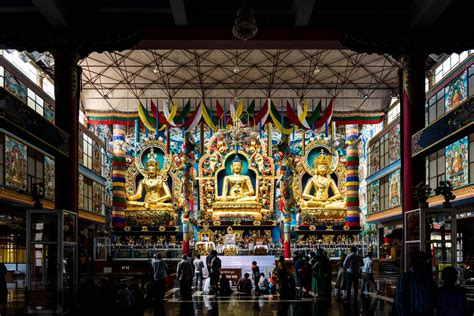 A Guide To Namdroling Monastery In Bylakuppe, India - Lost With Purpose