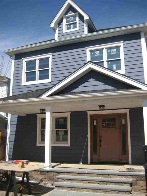 The 25+ best Blue vinyl siding ideas on Pinterest | Vinyl siding colors, DIY exterior house ...