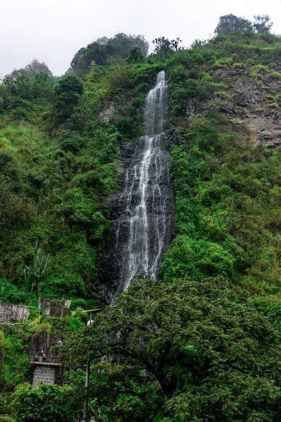 Best Waterfalls In Ecuador