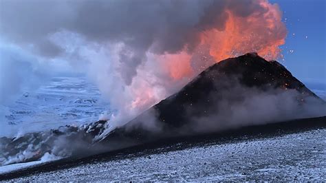 Russian Volcano Eruption 2024 - Kalie Marilin