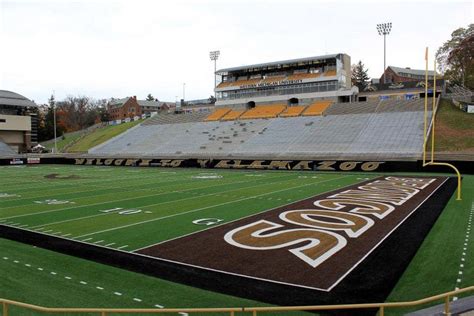 Stadium Gallery: Waldo Stadium, Western Michigan University | Western ...