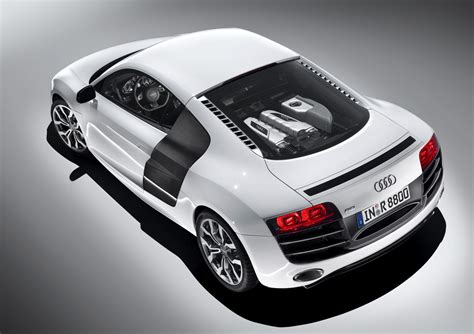 AUDI R8 - Review and photos