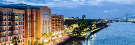 Hotel in Downtown Savannah | Marriott Savannah Riverfront