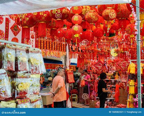 SINGAPORE â€“ 4 JAN 2020 â€“ Chinese New Year Decorations for Sale at a Festive Market Editorial ...