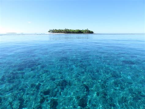 Earth is mostly blue.. Kwajalein Atoll, Marshall Islands [OC] 1600 x 1200 – NATUREFULLY