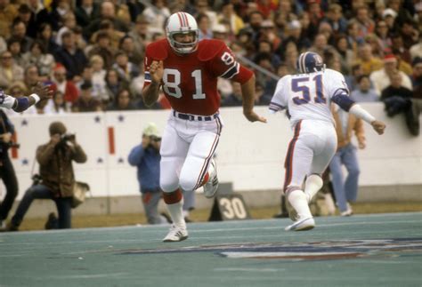 ‘We thought we were going to a lot of Super Bowls’: The forgotten 1970s Patriots - The Athletic