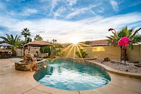 11 Amazing Las Vegas Vacation Rentals with Private Pool - Domaine Daily