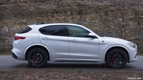 Alfa Romeo Stelvio Quadrifoglio | 2018MY (Color: Trofeo White) | Side