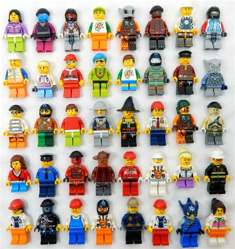 Minifig Madness - $2 LEGO Minifigs! - The Minifig Club