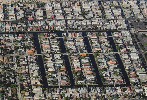 Our Community | Venice Canals Informative