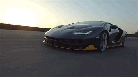 Download Supercar Vehicle Car Lamborghini Gif - Gif Abyss