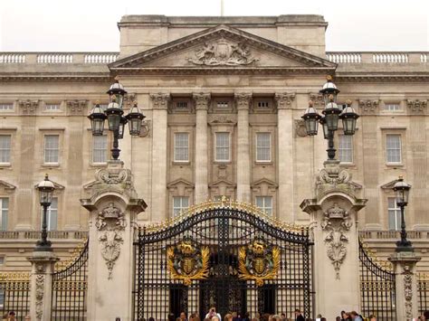 Buckingham Palace Photos: London Building - e-architect