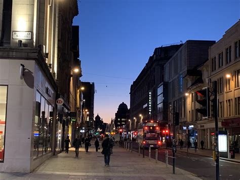 Argyle Street sunrise earlier this week : r/glasgow