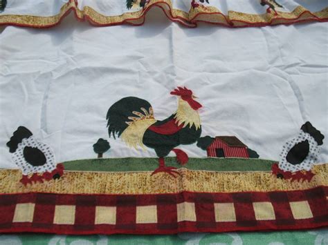 20 Useful Ideas Of Rooster Kitchen Curtains As Part Of Kitchen Decor - Interior Design Inspirations