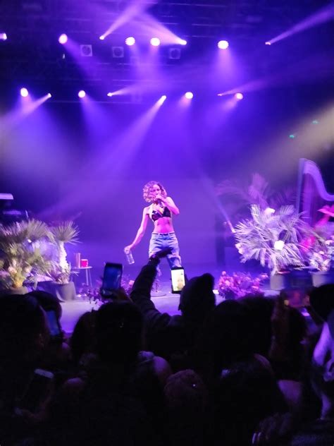 Jhene aiko concert - domcaqwe