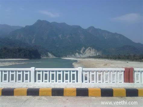 Bridge above Siang River - Pasighat | Veethi