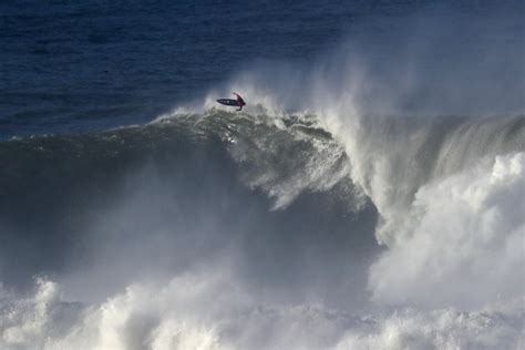 Big waves at Mavericks bring out top surfers