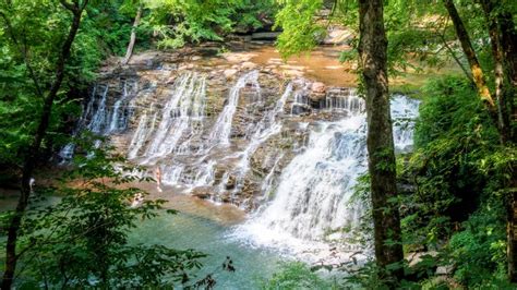 This Swimming Spot Has The Clearest, Most Pristine Water Near Nashville ...