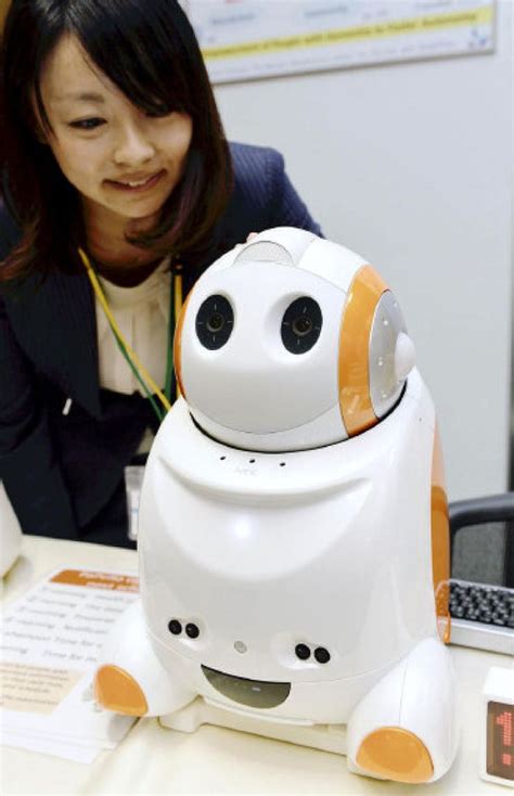 Japanese robot a tireless aid in dementia care | Japanese robot ...