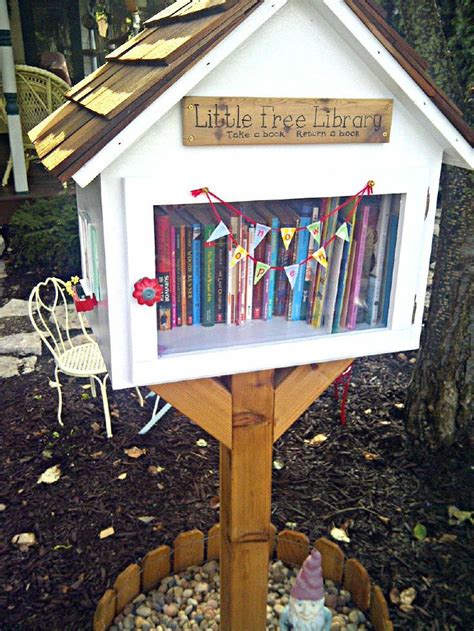 Hi Mamma Designs: The Littlest Outdoor Library | Outdoor learning spaces, Outdoor school, Eyfs ...