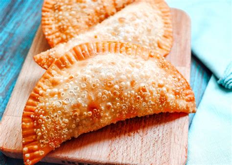 Shortcut Puerto Rican-Style Picadillo Empanadas Recipe (Empanadillas ...