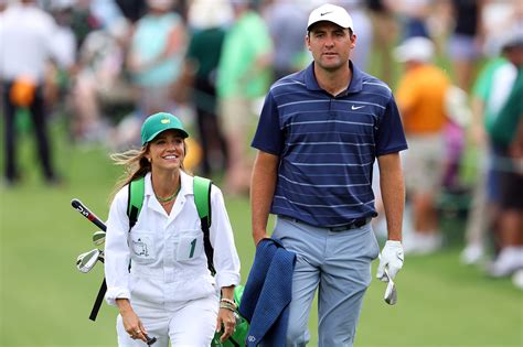 NY Post: Scottie Scheffler enjoys Par 3 contest with wife Meredith at 2023 Masters