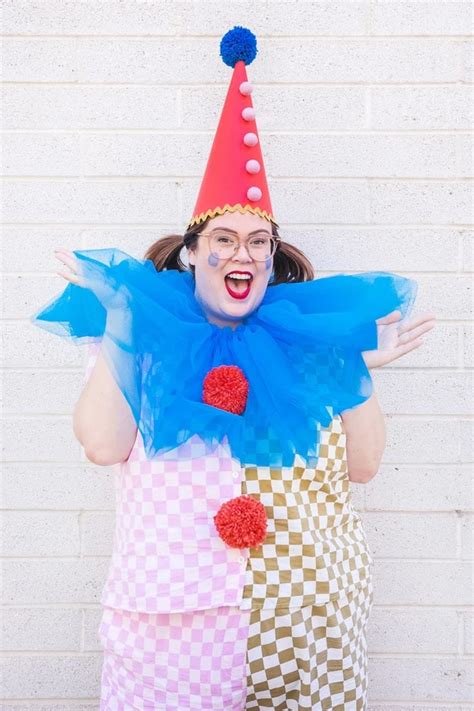 Vintage Clown Costumes - The House That Lars Built