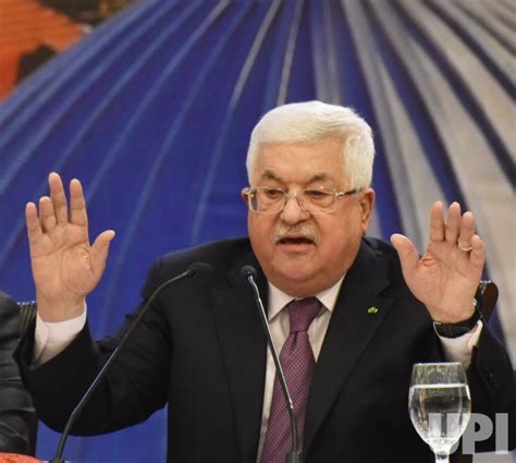 Photo: Palestinian President Mahmoud Abbas Responds To Trump Peace Plan ...