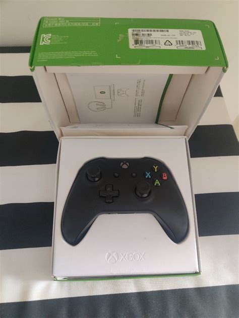 Original Xbox Wireless Controller, Video Gaming, Video Game Consoles, Xbox on Carousell