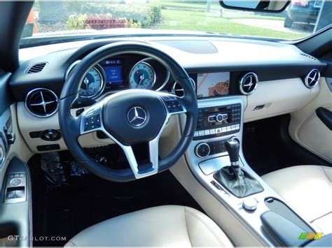 2013 Mercedes-Benz SLK 250 Roadster Interior Color Photos | GTCarLot.com