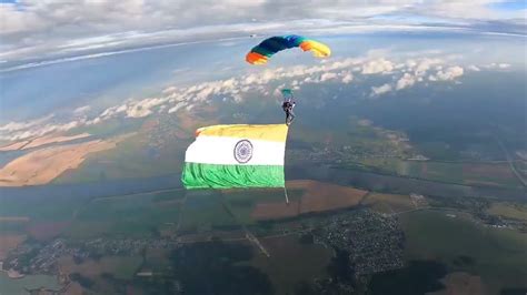 INDIAN FLAG HOISTING IN DIFFERENT COUNTRIES ON INDEPENDENCE DAY - Voice ...