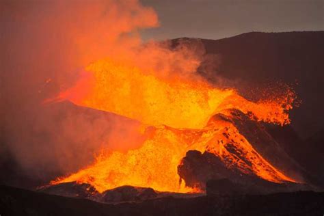 Reykjavík: Active Volcano Hike and Reykjanes Peninsula Tour | GetYourGuide