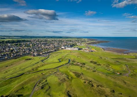 Carnoustie Visitor Guide - Accommodation, Things To Do & More | VisitScotland