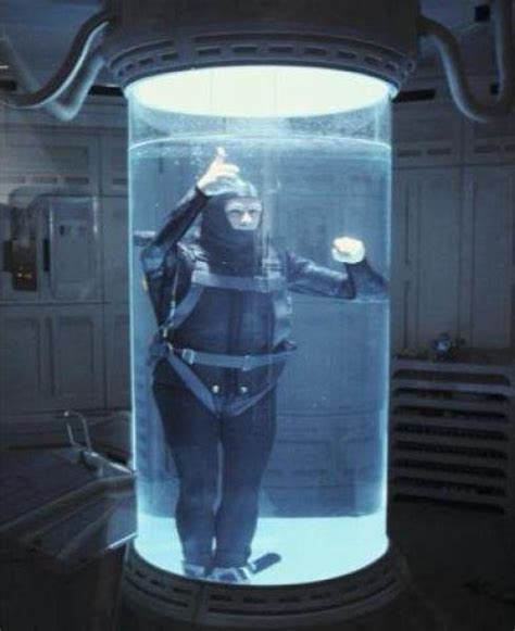 “Alternate” Bacta Tank scene in Empire Strikes Back. : r/StarWars