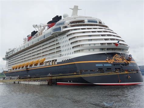 DISNEY DREAM, Passenger (Cruise) Ship - Details and current position - IMO 9434254 - VesselFinder