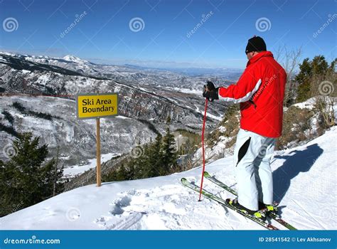 Skiing in Aspen, Colorado stock photo. Image of colorado - 28541542