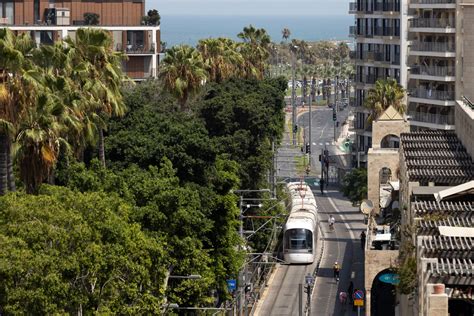 Tel Aviv Light Rail Opens Red Line With Stops From Bat Yam to Petah ...