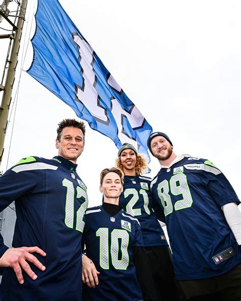 Seattle Storm on Twitter: "READY for playoff football! 🏈👏 Cedes joined ...