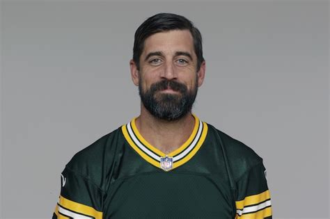 Aaron Rodgers Confirms ‘Jeopardy!’ Guest Host Gig, Succeeds Alex Trebek ...