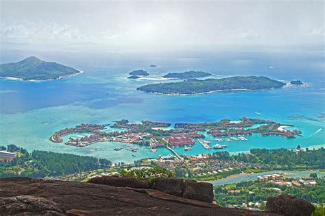 Top Honeymoon Hotels in Seychelles For The Romantics