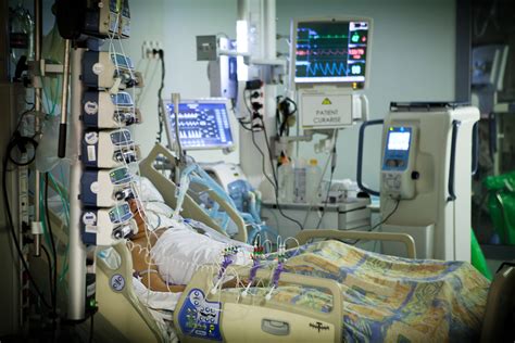 Doctors struggle to tug hospital ICUs into the modern era