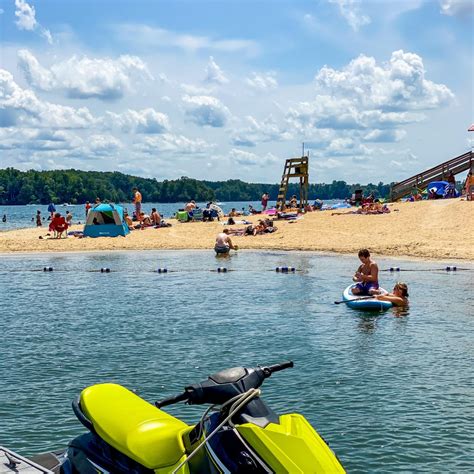 On-Water Adventures at Smith Mountain Lake - Smith Mountain Lake Regional Chamber of Commerce