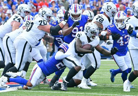 Not-so-great history for Josh Jacobs, Raiders - The Athletic