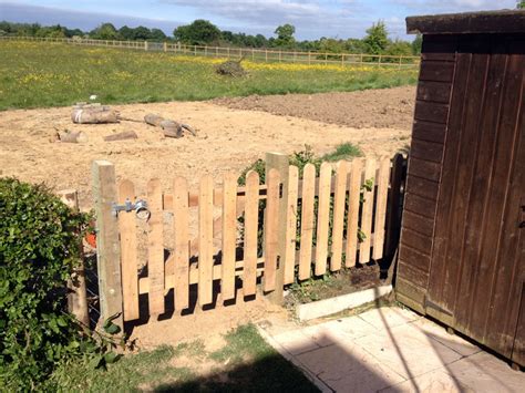 Wooden Palisade Gates - P M Tassell Fencing