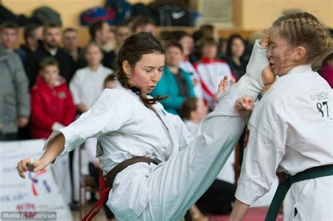 Female Kyokushin Karate axe kick to face by jalahalabad on DeviantArt