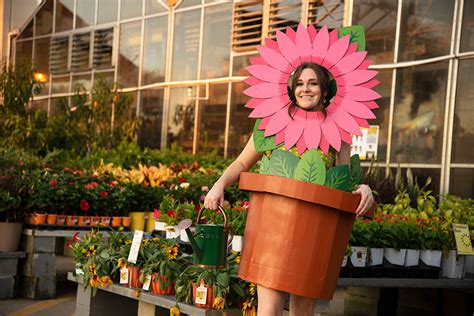 DIY Potted Daisy Halloween Costume - The Home Depot