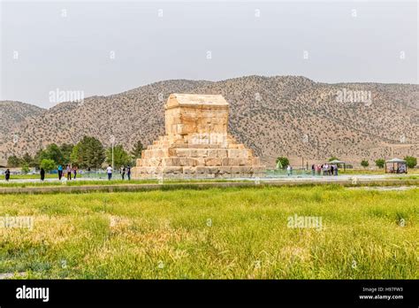 Pasargad Great Cyrus tomb Stock Photo - Alamy