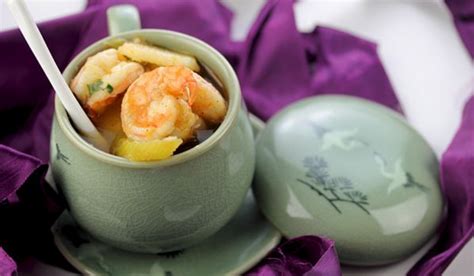 Canh Chua Tom Recipe (Vietnamese Shrimp Soup) | Food