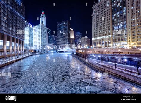 Frozen river in winter, Chicago, United States Stock Photo - Alamy