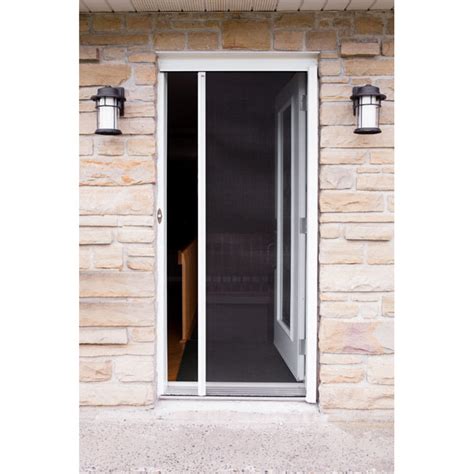 ILLUSION Revelation Retractable Screen - 36 x 79 1/4" - White | RONA